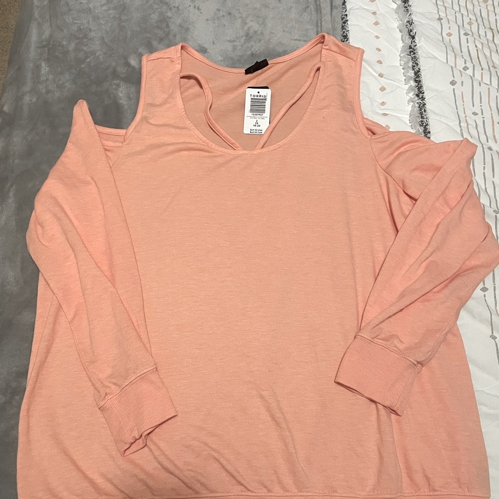 Cold shoulder long sleeve shirt